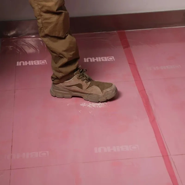 Укрывное полотно BIHUI Floor 70см*25м, арт. FTFP700 Укрывное полотно BIHUI Floor 70см*25м, арт. FTFP700