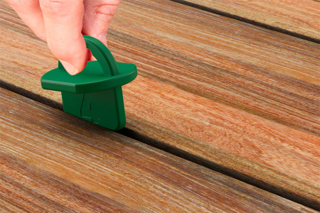 Спейсер NauticPrime для террасной доски 4мм (упак. 20шт)