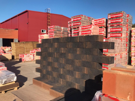 Облицовочный кирпич Кёнигштайн Мангейм Шварц 0,7НФ 250х65х85 мм